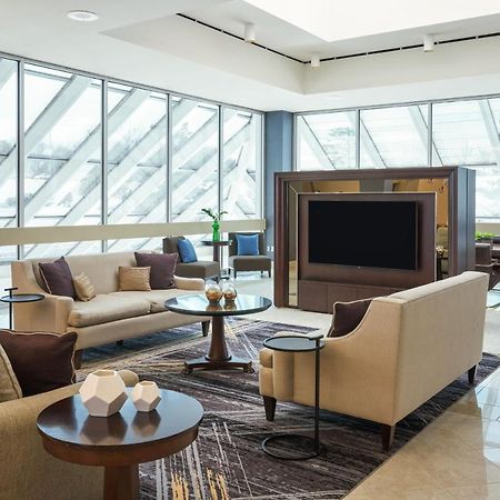 Sheraton Detroit Novi Exterior foto